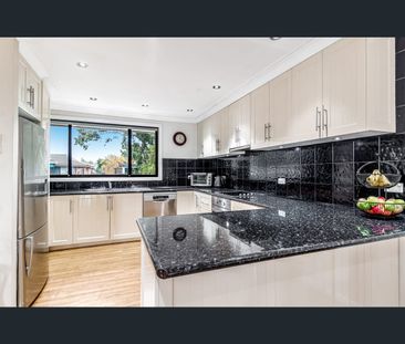 16 Smallwood Rd, McGraths Hill, NSW 2756 - Photo 3