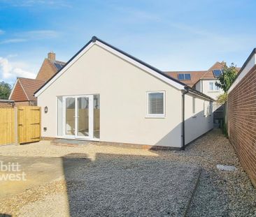 2 bedroom detached bungalow to rent - Photo 6