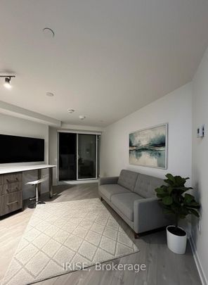 For Lease - 576 Front Street Unit# 813e, Toronto, Ontario - Photo 1