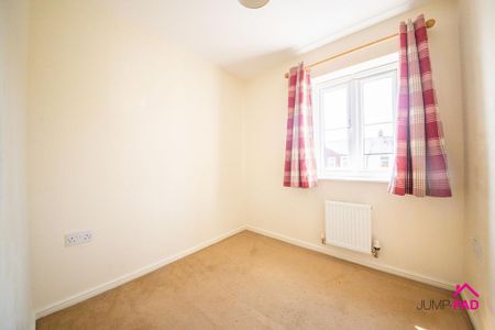 3 bedroom semi-detached house to rent - Photo 5