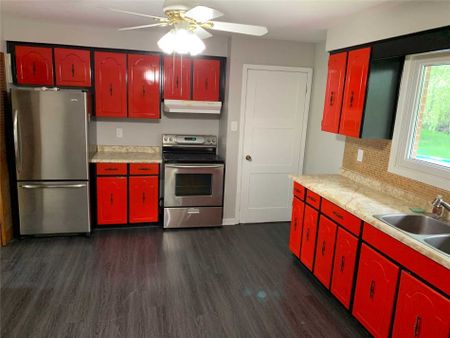 For Lease - 13660 Airport Road, Caledon, Ontario - Photo 2