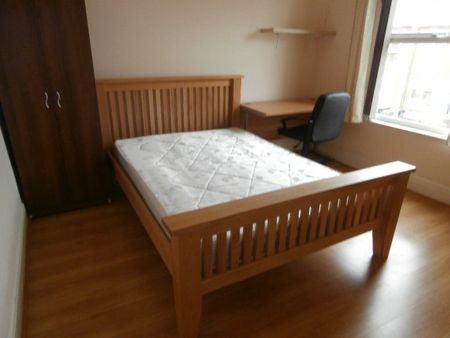 3 Bed - Westwood Road, Earlsdon, Coventry, Cv5 6gd - Photo 3