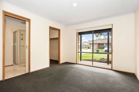 4 Greendale Place, Mount Martha. - Photo 2