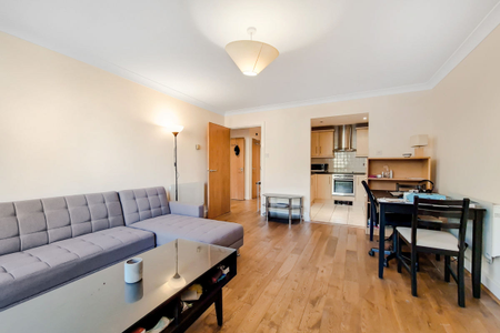 Boardwalk Place, London, E14 - Photo 5