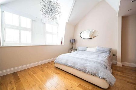 Harrington Gardens, London, SW7 - Photo 3