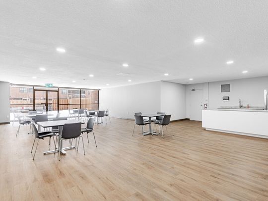 For Lease - 4060 Lawrence Avenue Unit# 410, Toronto, Ontario - Photo 1