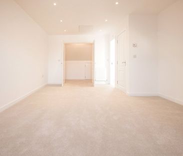 Eighteen Acre Drive, - Photo 2