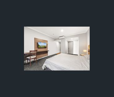 Fully Furnished Studio with Electricity Included - Photo 1