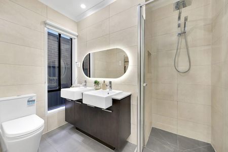 Stunning Family Home - Photo 4