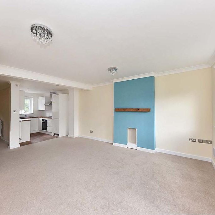 2 bedroom terraced house to rent - Photo 1