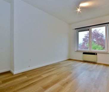 Appartement 3de verdieping met 2 slaapkamers en kelder. - Foto 4