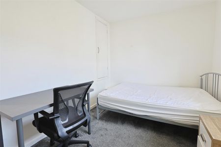 2 bedroom Student Terraced House to rent in Windmill Court, Newcastle Upon Tyne - Photo 5
