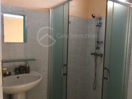 Location Appartement 2 pièces 37m² CAYENNE 97300 - Photo 2