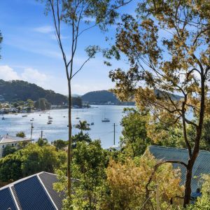 Fully Furnished Family Home Enjoying Stunning Water Views Includes Electricity & Water Usage - Photo 2