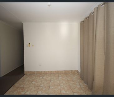 24 Edgar Street, Eastern Heights, Qld 4305 - Photo 4