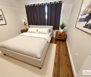 Beautifully Updated Home Close to All Essentials - Photo 3