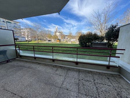 Location Appartement 2 pièces 35m² ORLEANS 45100 - Photo 5