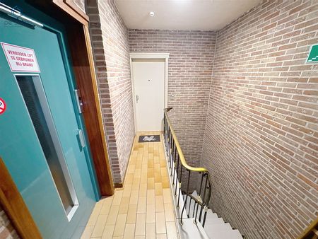 Te Huur: Gerenoveerd 2-slaapkamerappartement op toplocatie in Geraardsbergen! - Foto 2