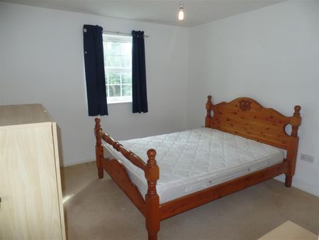 2 Bed Flat For Rent - Photo 3