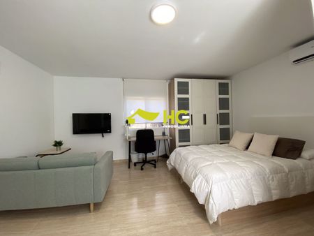Alquiler Estudio en Urbanización - El Bosque, Villaviciosa De Odón - Photo 5