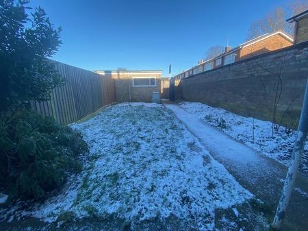 Tansor Garth, Peterborough - Photo 5