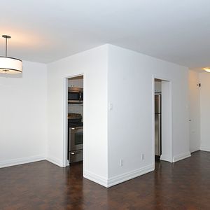 30 Hillsboro Avenue - Photo 2