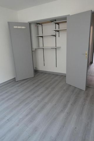 Location Appartement 3 pièces 56m² POITIERS 86000 - Photo 3