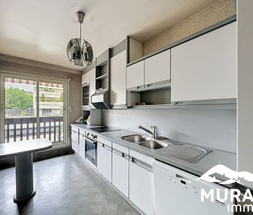 Location Appartement 3 pièces 82m² CHAMALIERES 63400 - Photo 2