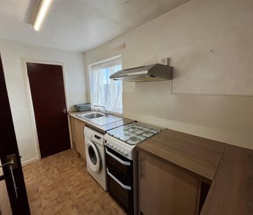 3 Bedroom Apartment To Rent - Photo 5