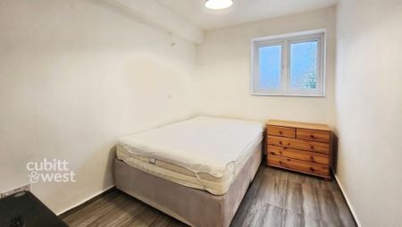 Studio to rent - Photo 4