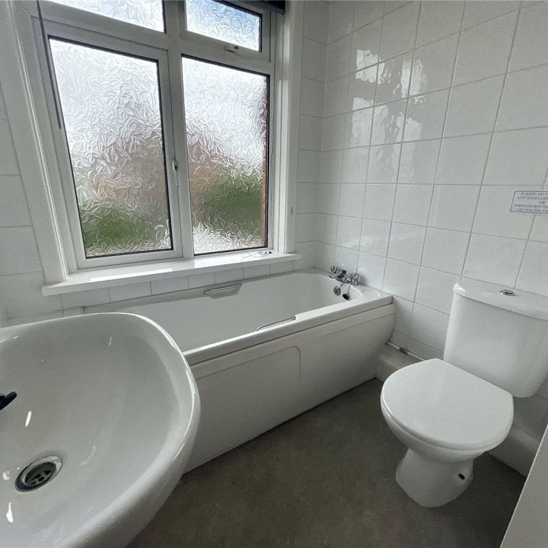 Victoria Avenue, Bournemouth, BH9 - Photo 1