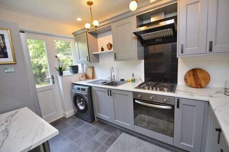 Priors Drive, Old Catton, NR6 - Photo 2
