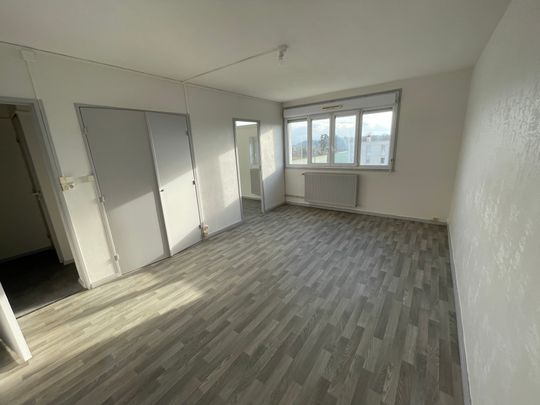 Location - Appartement T3 - 53 m² - Grand-Charmont - Photo 1