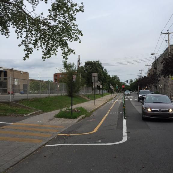 3.5 logement Demi sous sol Elec.inclus Villeray - Photo 1