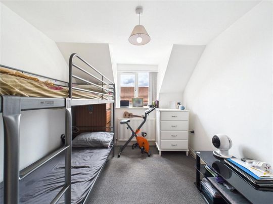 4 bedroom terraced house to rent - Photo 1