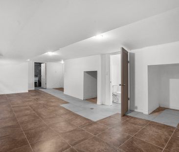 For Lease - 201 BAY Street, Hamilton, Ontario - Photo 2
