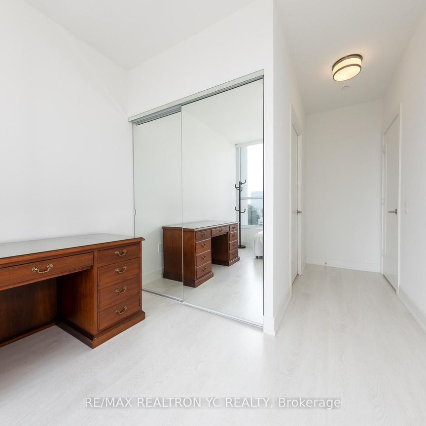 For Lease - 20 Inn on The Park Unit# 436, Toronto, Ontario - Photo 1