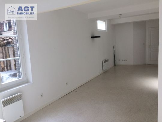 Location Appartement 2 pièces 37m² BEAUVAIS 60000 - Photo 1