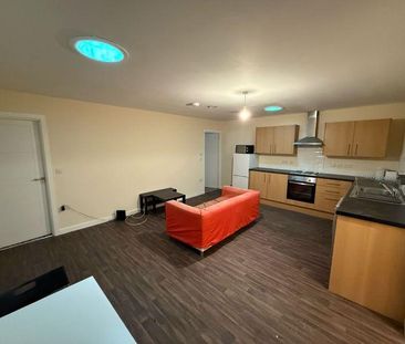 3 bedroom apartment to rent - Photo 3