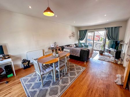 Newport, Lincoln - Photo 5