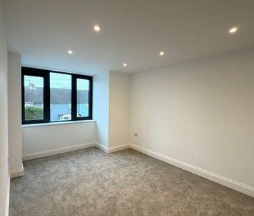 Shelldale Road, Brighton - Photo 2