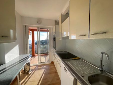 Location Appartement 4 pièces 75m² ROQUEBRUNE CAP MARTIN 06190 - Photo 2