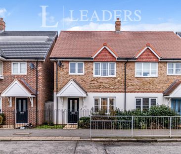 4 bedroom house to rent Langdale Terrace, Ambleside Avenue, KT12 - Photo 6