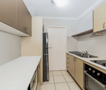 Studio Aparmtent in Convenient Location! - Photo 6