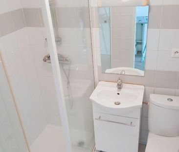 Location Appartement 1 pièce 23m² - Photo 2