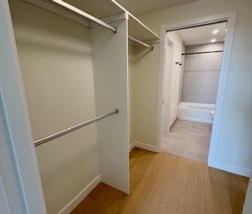 Corner unit at ZARA – Third Floor - Photo 5