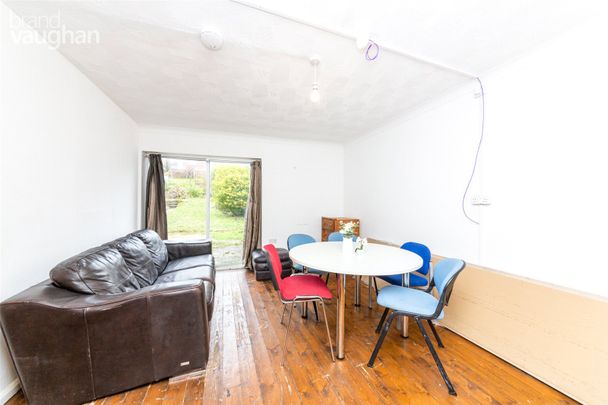 6 bedroom house to rent - Photo 1