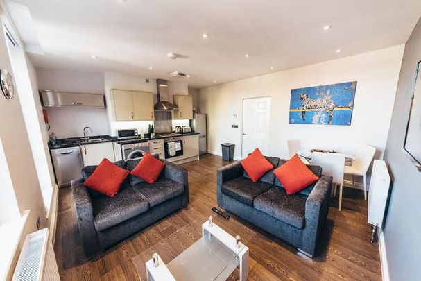 Friar Gate - Photo 1