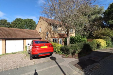 2 bedroom semi-detached house to rent - Photo 4