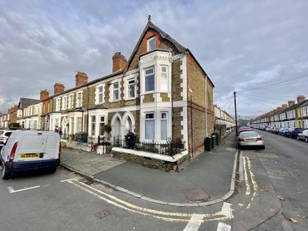 1 bedroom in a house share to rent - Photo 4